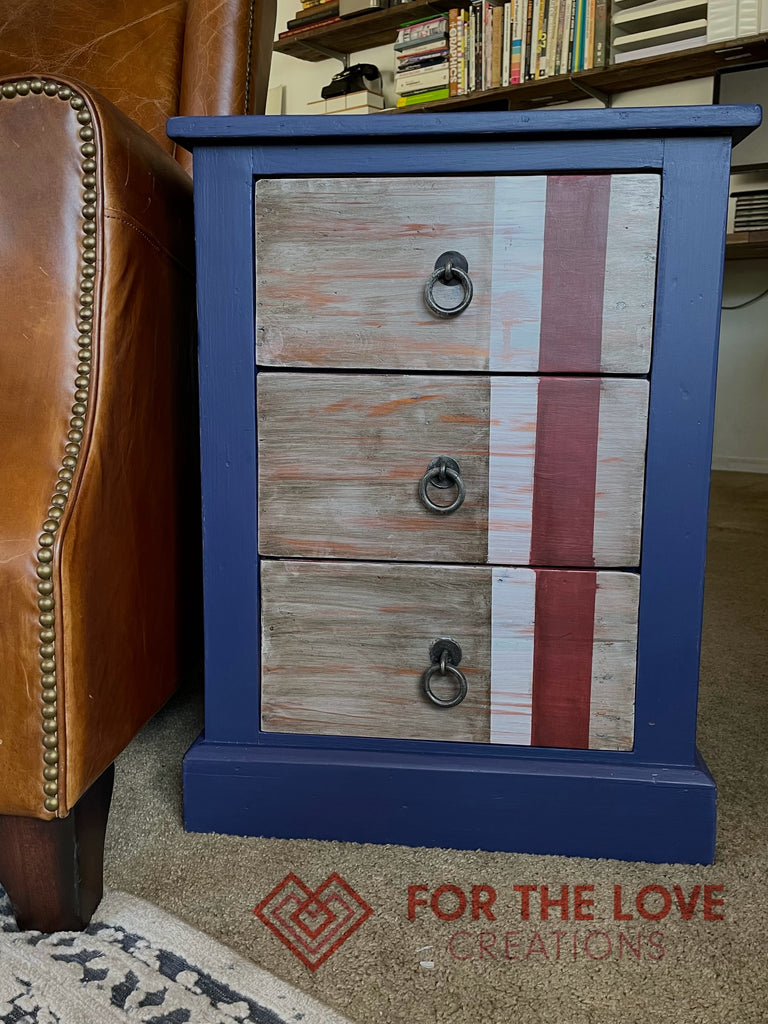 Nautical Striped Side Table: Another roadside rescue